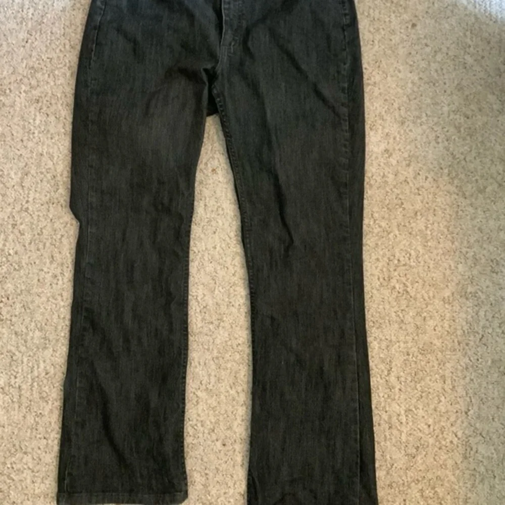 LEE RIDER - Picture 4 of 10